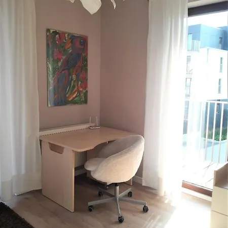 Lägenhet Apartament Przy Parku